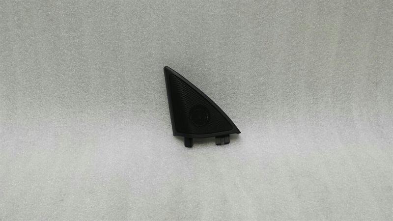 Mercedes-Benz C (W204) Speaker