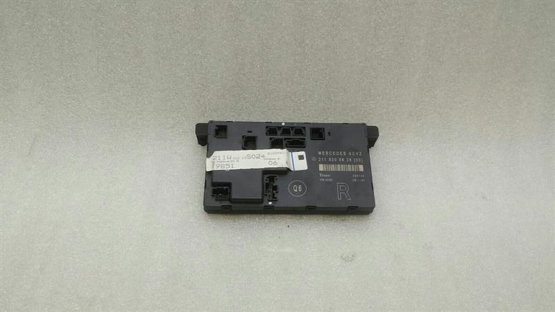 Mercedes E Class W211 E500 A2118200626 Control Unit Front Right Door Modules