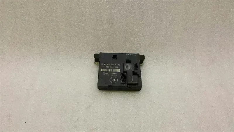 Mercedes-Benz C (W203) Electronic module Mercedes E Class W211 E500 RLH Door Module A211...