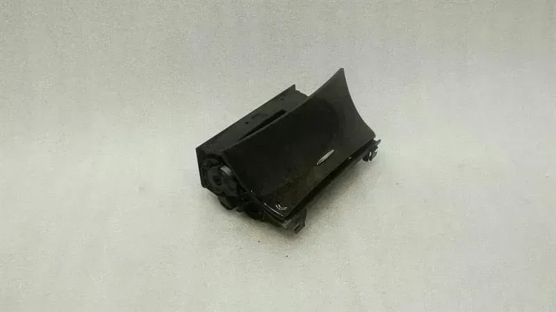 Mercedes-Benz C (W203) Пепельница Mercedes E Class W211 E500 Ashtray A2118101330 ...