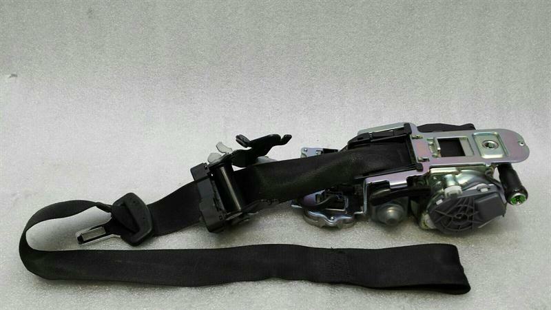 Mercedes-Benz C (W204) Front seatbelt Mercedes E Class W207 front seat belt A20786036...