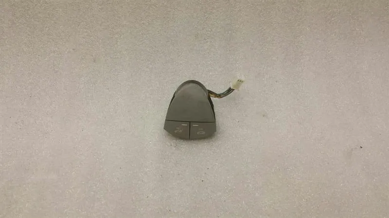 Mercedes E Class W211 E500 Alarm Switch A2118213151 Switch