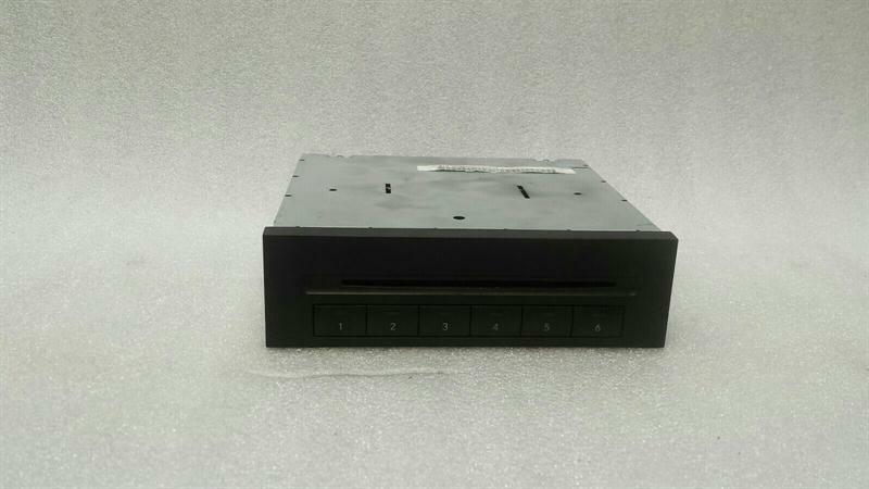 Mercedes-Benz C (W203) Cd changer Mercedes E Class W211 E500 CD Changer A21182024...