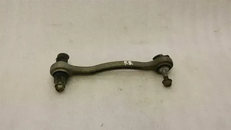 Mercedes-Benz C (W204) Right Rear Wishbone Mercedes E Class W212 Right Rear Wishbone A2053...