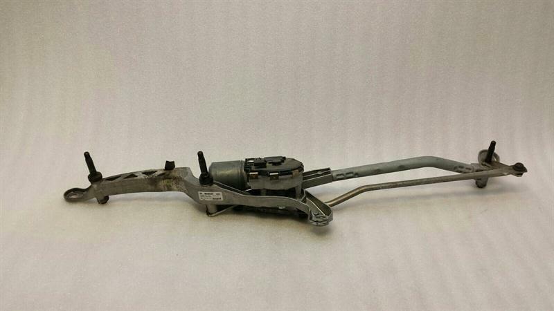 Mercedes-Benz C (W204) Front Wiper Motor Mercedes E Class W212 Front Wiper Motor A212820...
