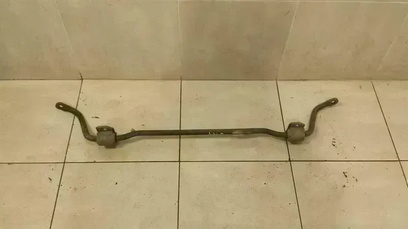 Mercedes-Benz A (W169) Mercedes ML W164 Anti Roll Bar Rear A1643200511 Rear Stabilizer Body type: SUV
Fuel: Diesel
