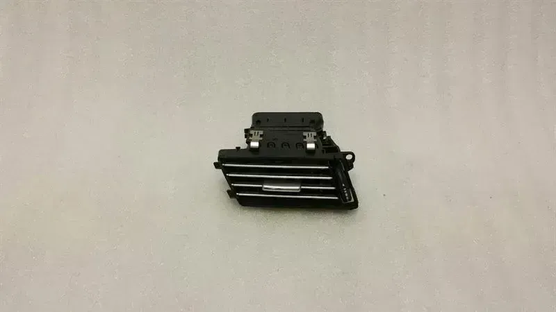 Mercedes-Benz C (W204) Air vent Mercedes E Class W212 Air Vent A2128300154 Vent...