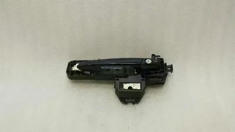 Mercedes-Benz C (W204) Door handle Mercedes E Class W212 FLH Door Handle A20476001...