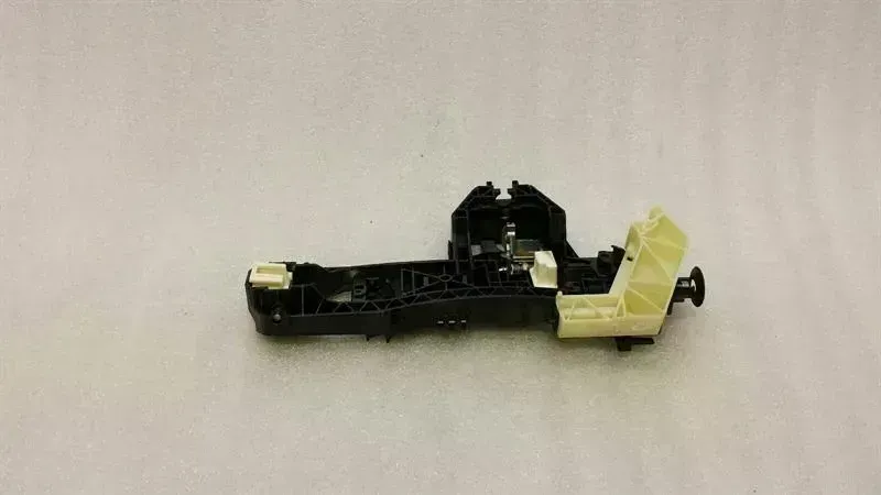 Mercedes-Benz C (W204) Door Inner handle Mercedes E Class W212 Rear Left Handle Carrier ...