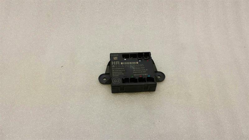 Mercedes-Benz A (W169) Mercedes E Class W212 Right Rear Door Module A2128204085 Door Control Unit Rear Body type: Saloon
Fuel: Petrol