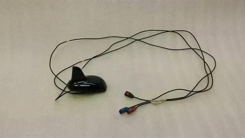 Mercedes-Benz C (W204) Aerial / Antenna Mercedes E Class W212 Roof Antenna A2048206575 ...