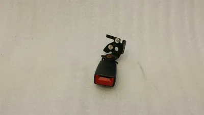 Mercedes E класа W212 катарама за колан A2128602169 ключалка за колан