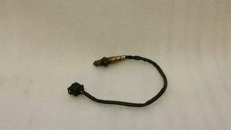 Mercedes-Benz C (W204) Lambda Sensor Mercedes E Class W212 Lambda Sensor A0045420818...