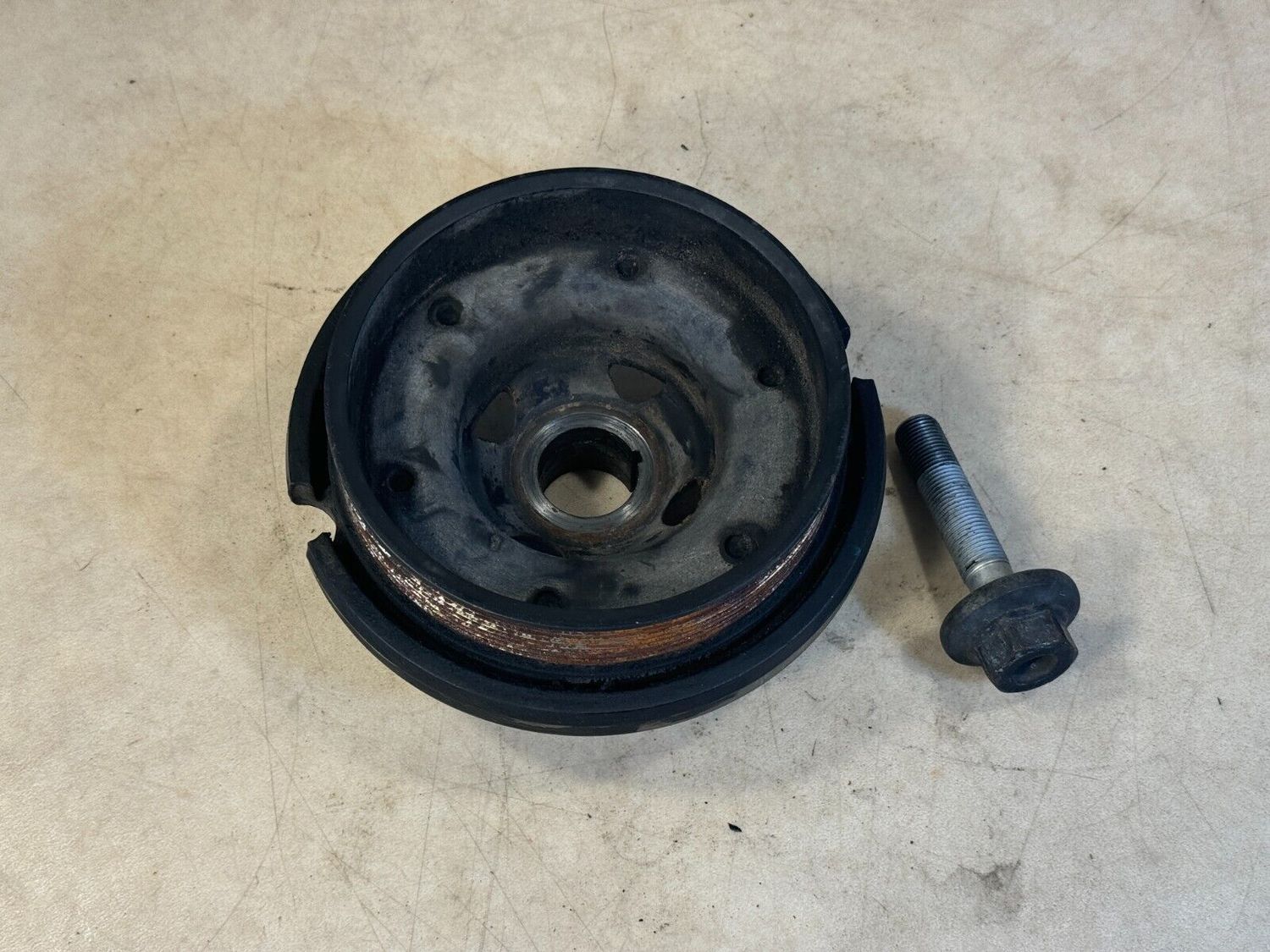 Mercedes ML G S class W163 W463 W220 4.0 400 CDI A6280300203 Crankshaft Pulley