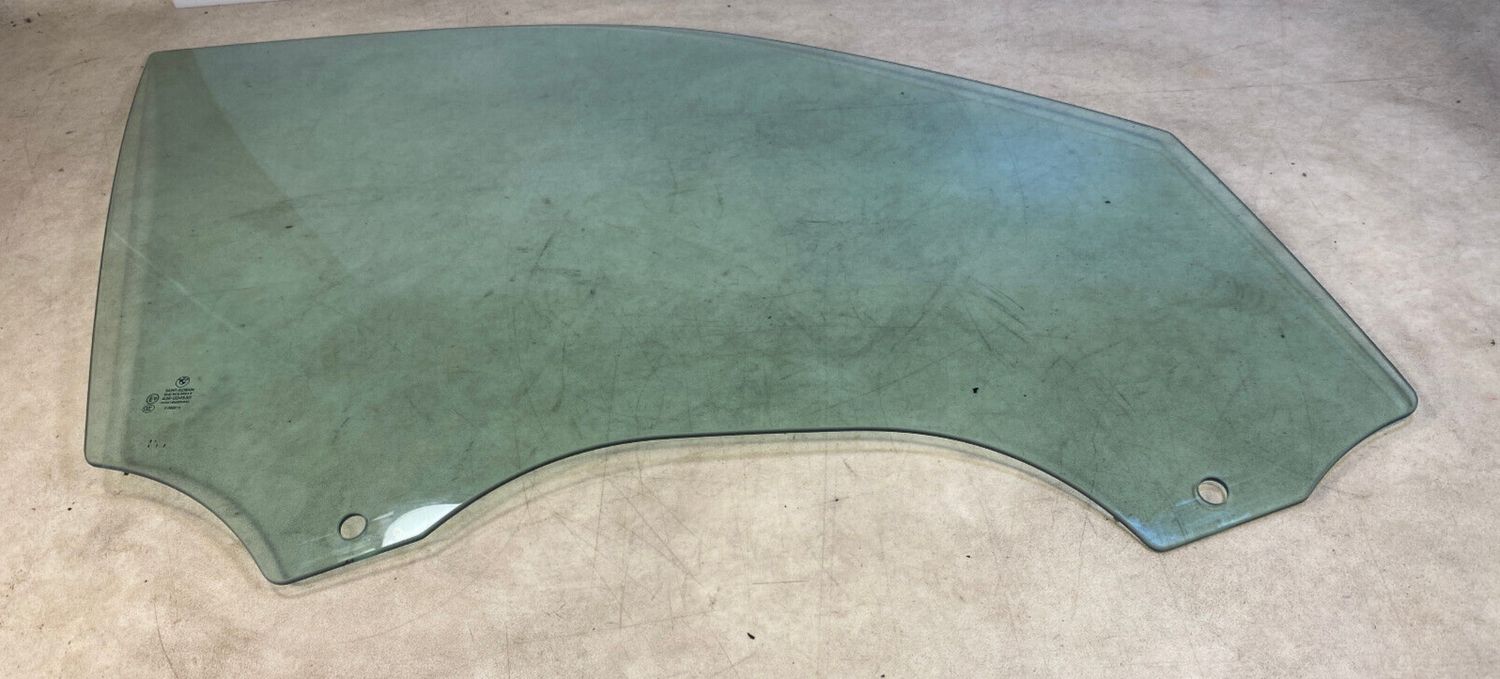 GENUINE BMW X5 E70 Front Right Door Side Window Glass 51337137014