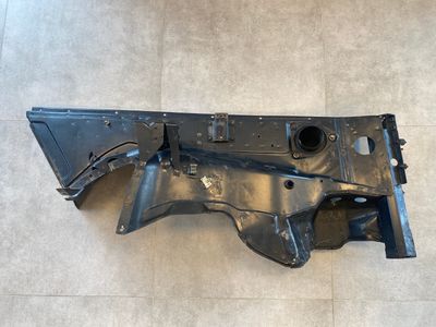 Mercedes G-Klasse W463 Original Radlauf vorne links A4636201850