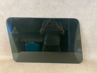 Mercedes G klass W463 ÄKTA Bak Höger Trunk Fönster Tonade A4636733610