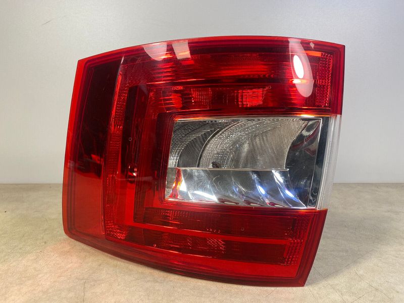 Tail Light TYC Right for Skoda 5E9945096 /5E9945112 / 11-C675-01-2B