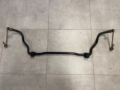 ORYGINALNY BMW X5 E70 E70 LCI X6 E71 E72 Przedni stabilizator z mocowaniem gumowym