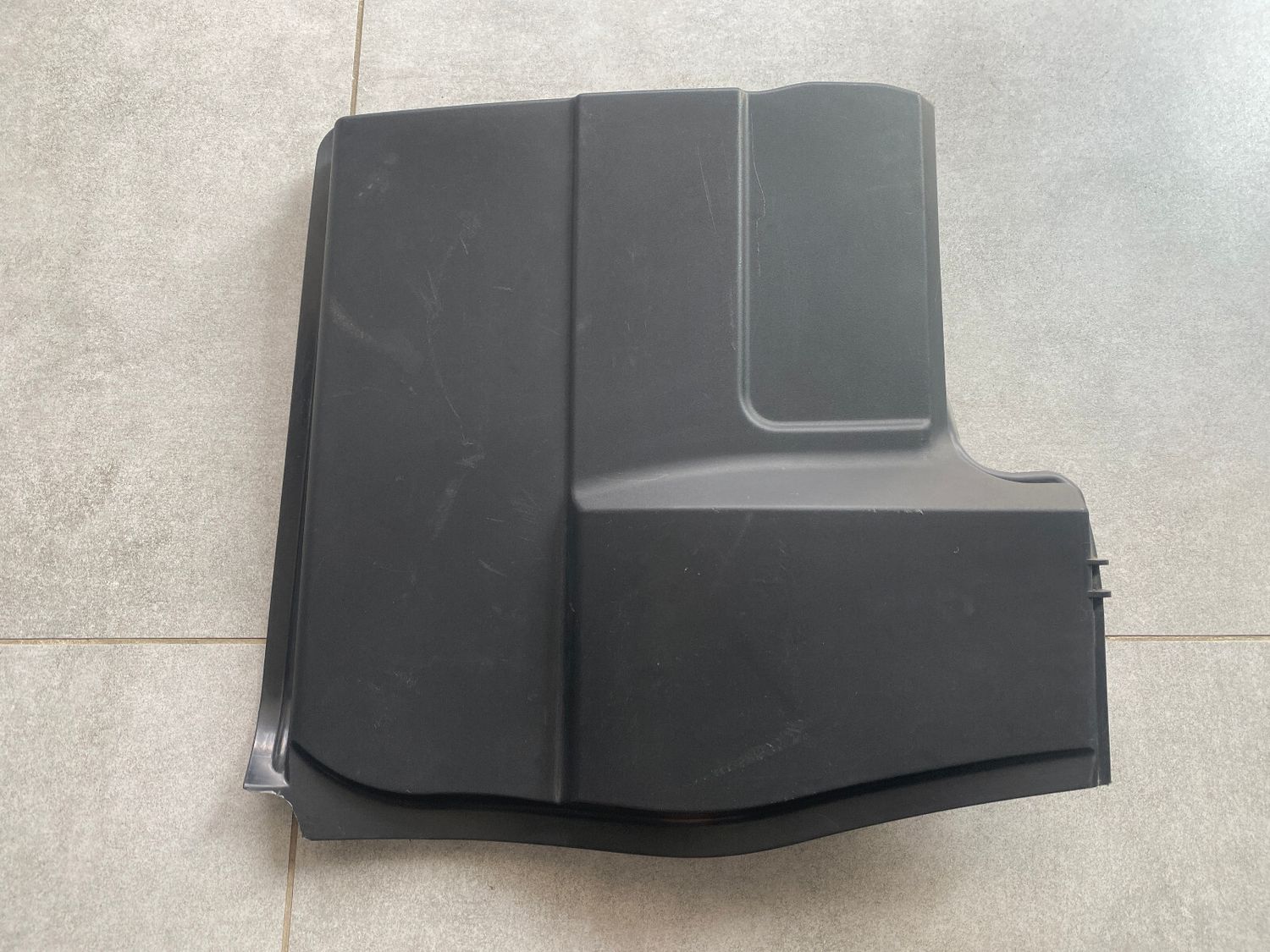 GENUINE Land Rover Range Rover Sport L320 FUSE BOX LID COVER 5H22-18B692-BA