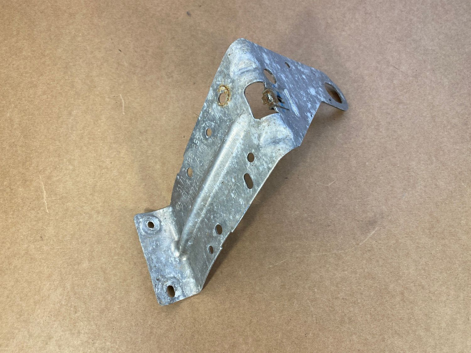 GENUINE BMW X5 E70 LCI F15 X6 E71 E72 F16 F86 Left engine compartm.prote