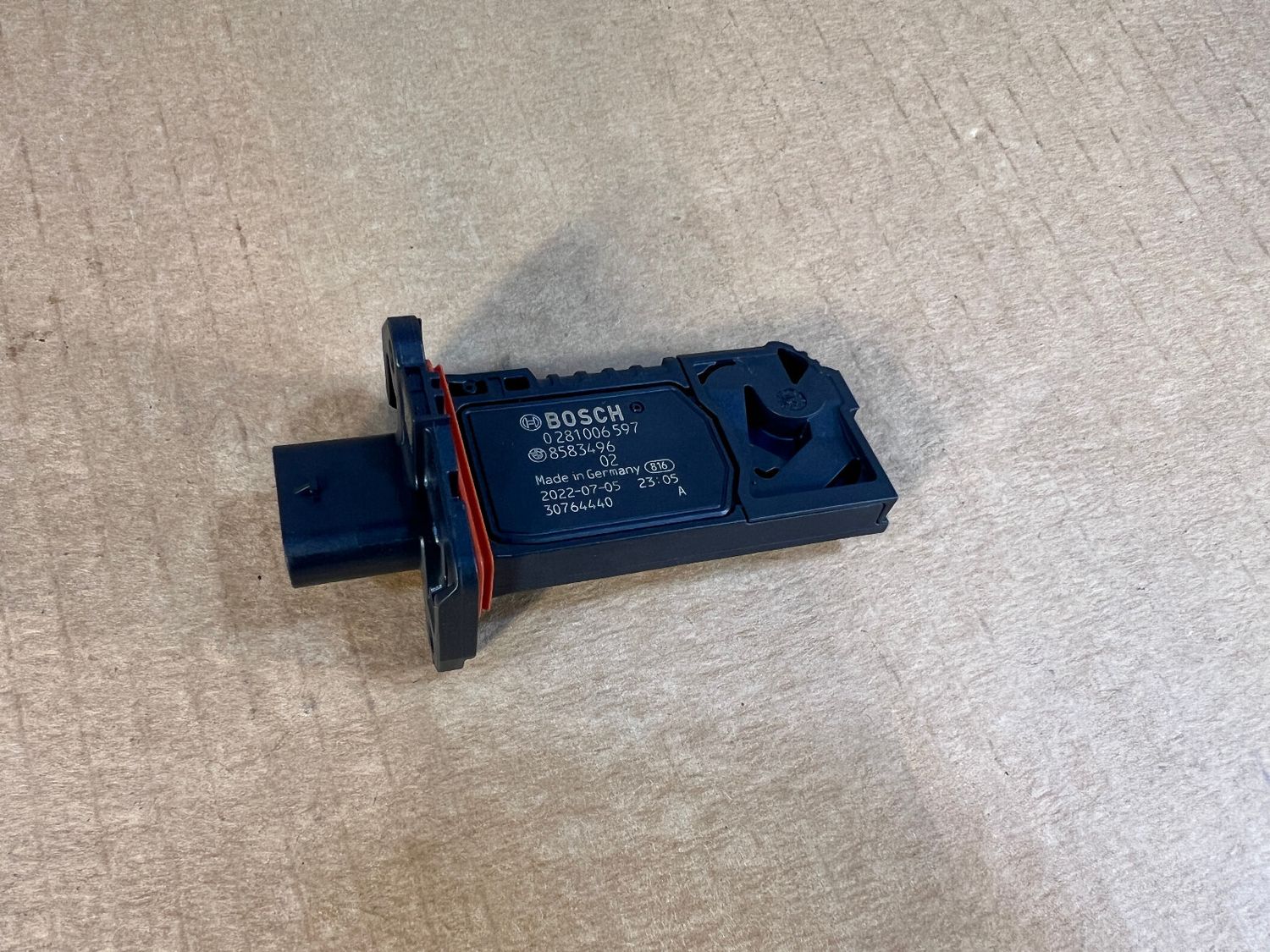 NEW GENUINE BMW G20 G30 G01 G05 MINI 8583496 Hot Film Mass Air Meter Flow Sensor
