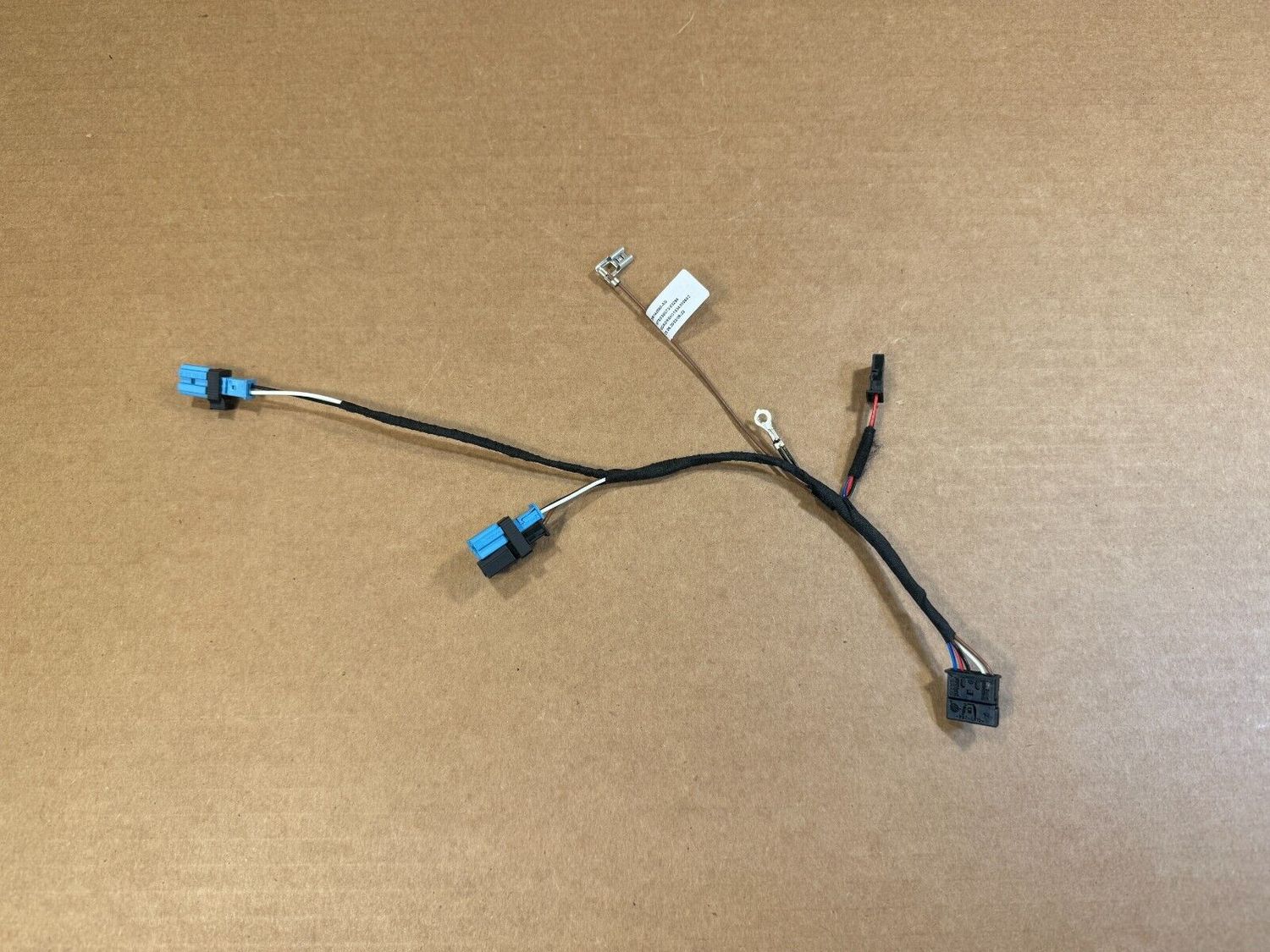 BMW 1 2 3 4 X1 X2 X3 X4 X5 X6 F-series NEW Steering Wheel Wire 32307848337