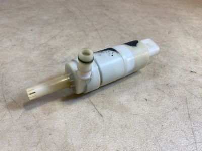 Mercedes E G S klase W210 W463 W220 oriģinālais priekšējo lukturu mazgāšanas sūknis A2108691121