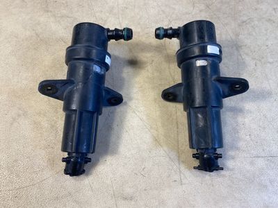 OEM BMW 7 Series E65 E66 E67 High-Pressure Nozzle 2x 61677001949