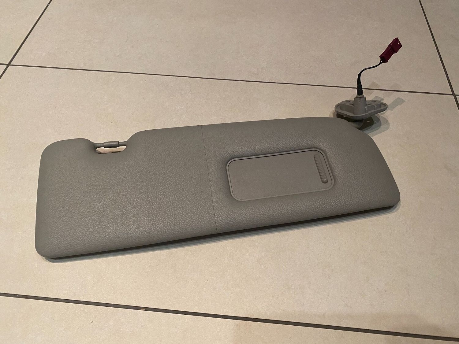 BMW 6 E63 GENUINE Right Sun Visor Mirror Grey 51167073572