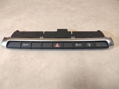 AUDI A3 SPORTBACK MULTIFUNKTIONS-WARNHINTENSCHALTER 8V0925301AB 8V0 925 301AB