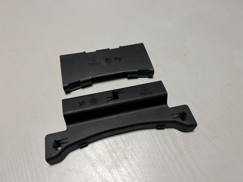 VW Phaeton Bentley Continental Genuine Plastic Trim x2 psc 3D0937555B