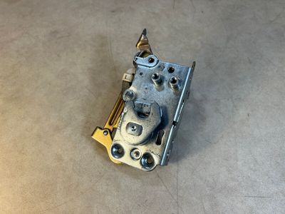 ÄKTA BMW 7-serie E23 främre vänster dörrlåsspärr 51211885915 LH