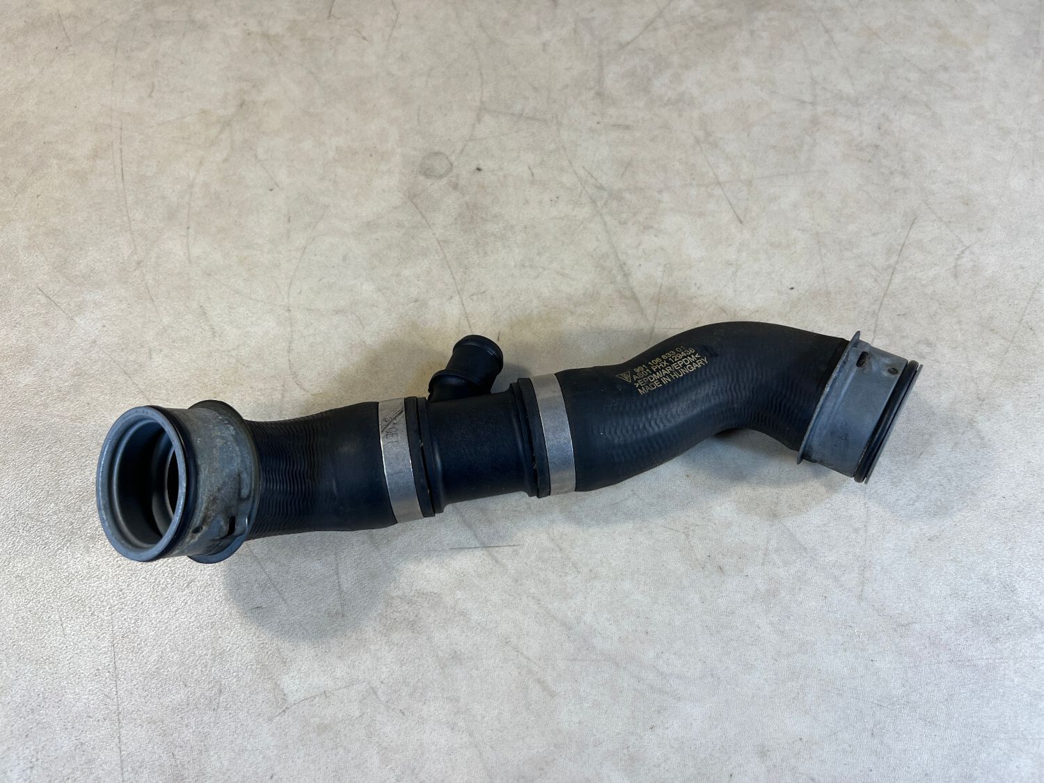 Porsche 911 991 GENUINE Engine Water Coolant Line Pipe 99110683301