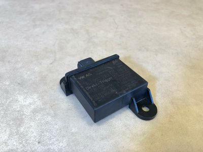 GENUINE Porsche 911 981 991 970 PANAMERA CAYENNE Tire pressure sensor 7PP907283