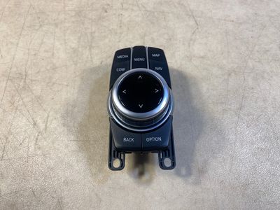 ÄKTA BMW F90 G30 G31 G32 G01 G02 KONTROLLENHET 65826844226-02