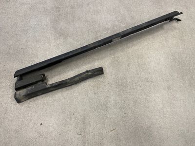 VW Touareg Porsche Cayenne Audi Q7 Sitzschienenverkleidung vorne rechts 7L0881479