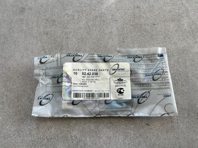 Mercedes CL klases W215 bremžu uzliku sensora indikators A2205400717