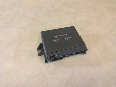 Audi A1 A3 A4 A5 A7 A8 R8 Q3 4E0060385A Jednostka sterująca układu pozycjonowania pojazdu