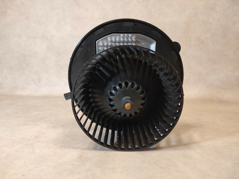 VW GOLF 7 VII - HEATER BLOWER MOTOR FAN, 5Q1819021, 5Q0907521A, 3135102369