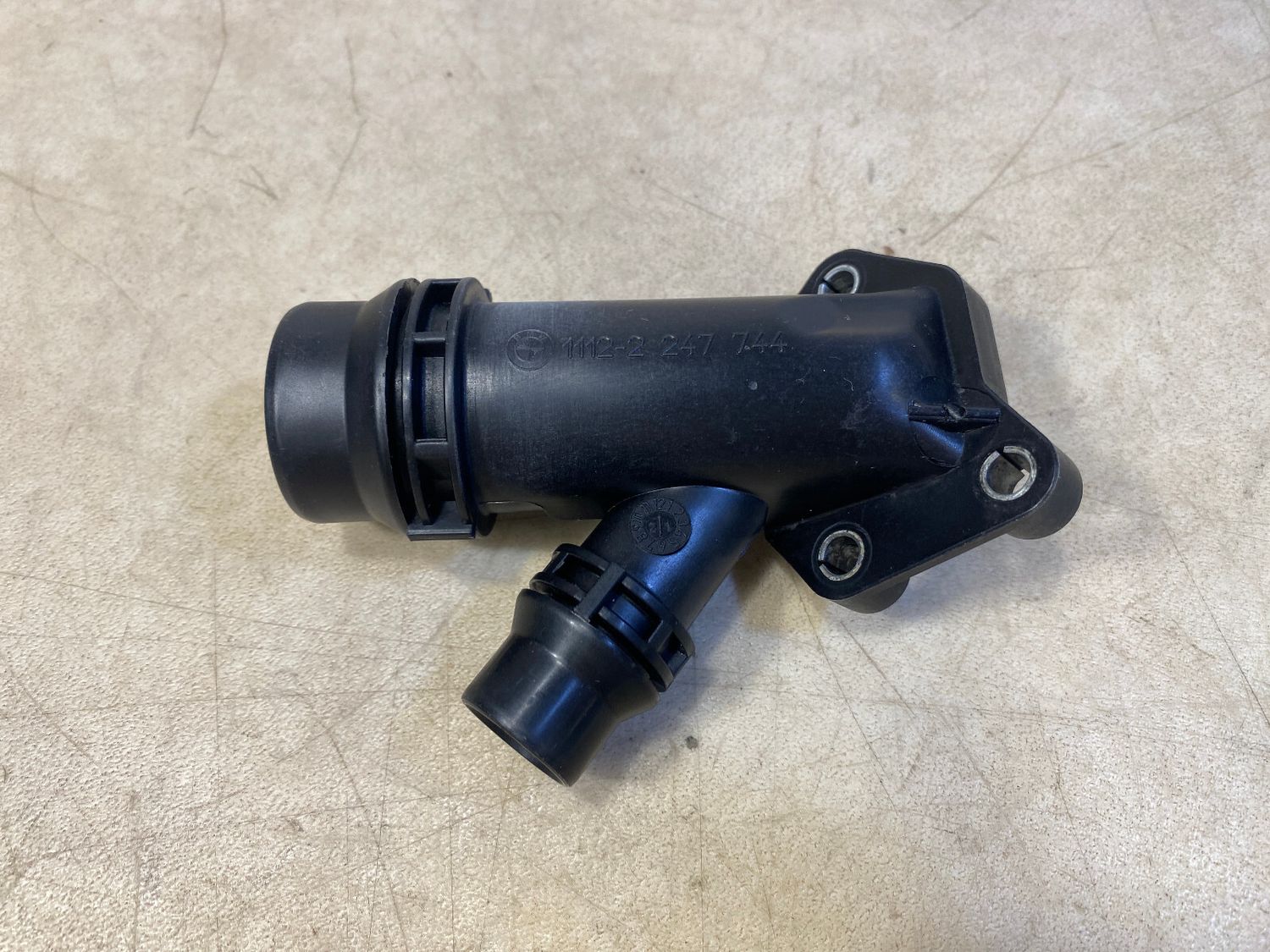 GENUINE BMW X5 E70 Coolant Flange 11122247744