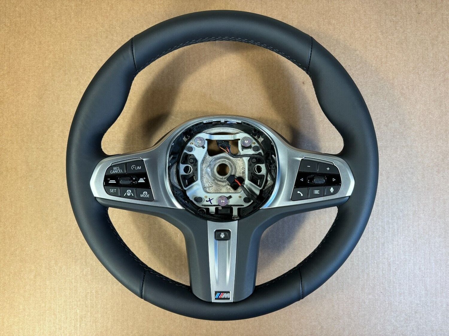 BMW 8 X5 X6 X7 G14 G15 G16 G05 G06 G07 Steering Wheel HEATING VIBRO ASSIST+