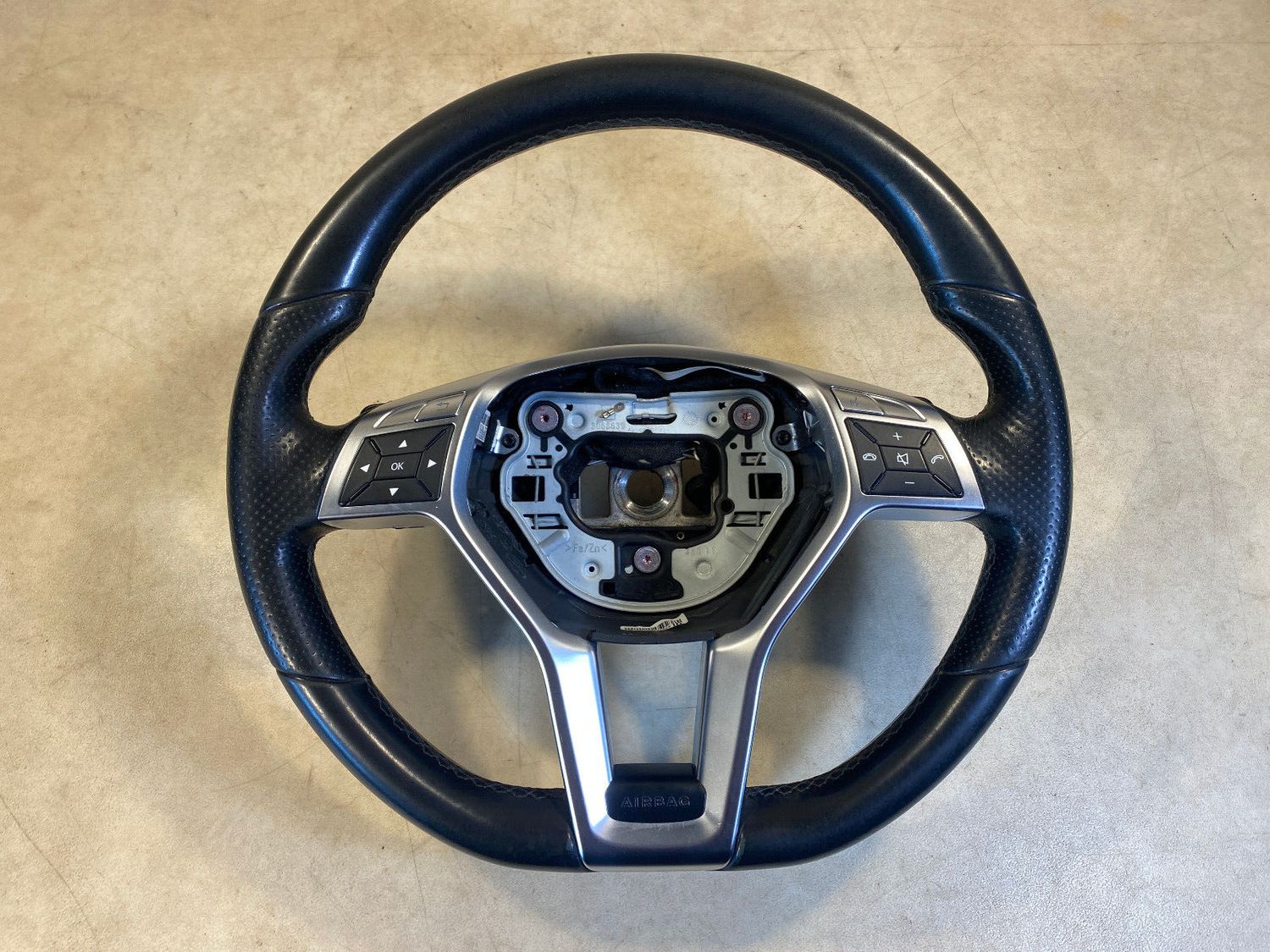 Mercedes W212 W204 W207 W176 W463 AMG Steering Wheel 2012-2016 year A1724602703