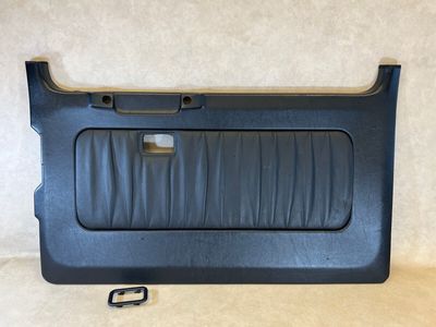 Mercedes G klasa W463 ORYGINALNA listwa wykończeniowa tylnych drzwi z 2002 roku