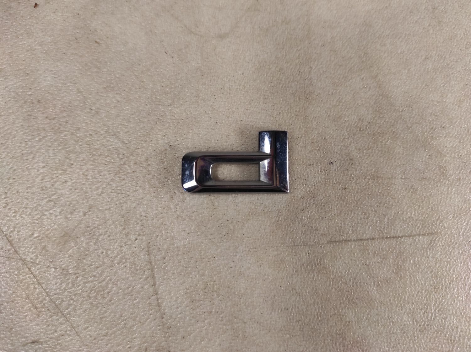 GENUINE BMW - EMBLEM badge LOGO D Adhered Universal Trunk Lid, 51147008540