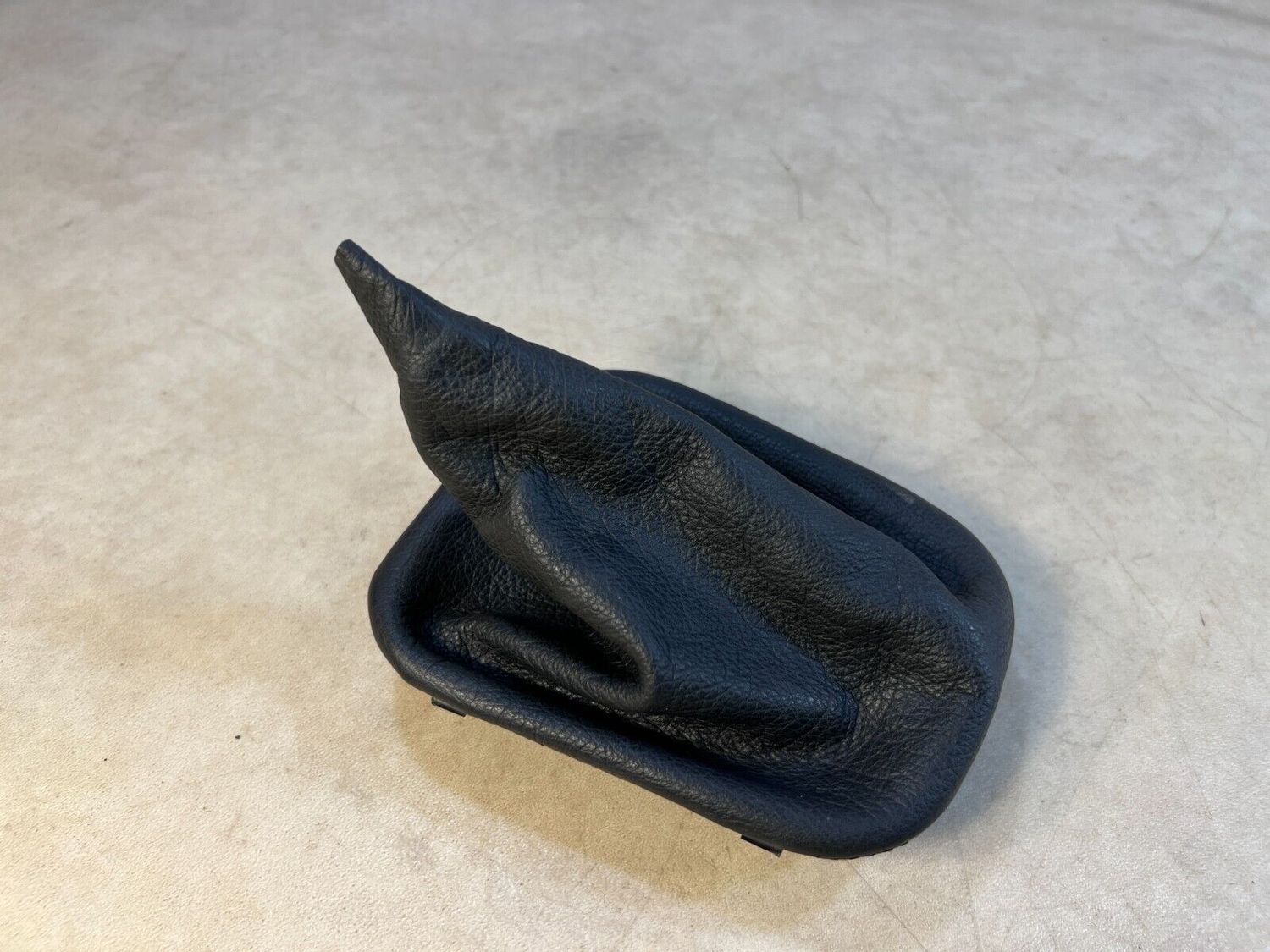 BMW 7 E23 GENUINE Leather Gear Level Cover 25111207561