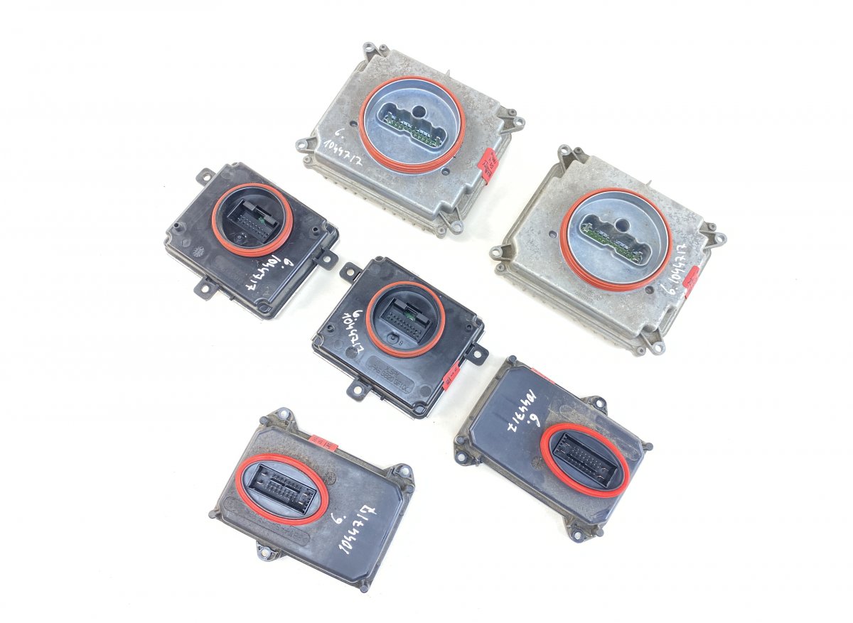 Audi TT (8S) Xenon headlight control unit set 4G0907697F 7PP941472K 8S0941329 Xenon headlight...