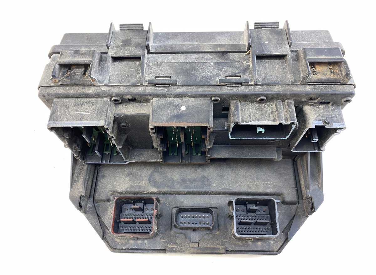 Chrysler Voyager / Town & Country Fuse box 56049720AM Fuse box CHRYSLER VOYAGER V (RT) (20...