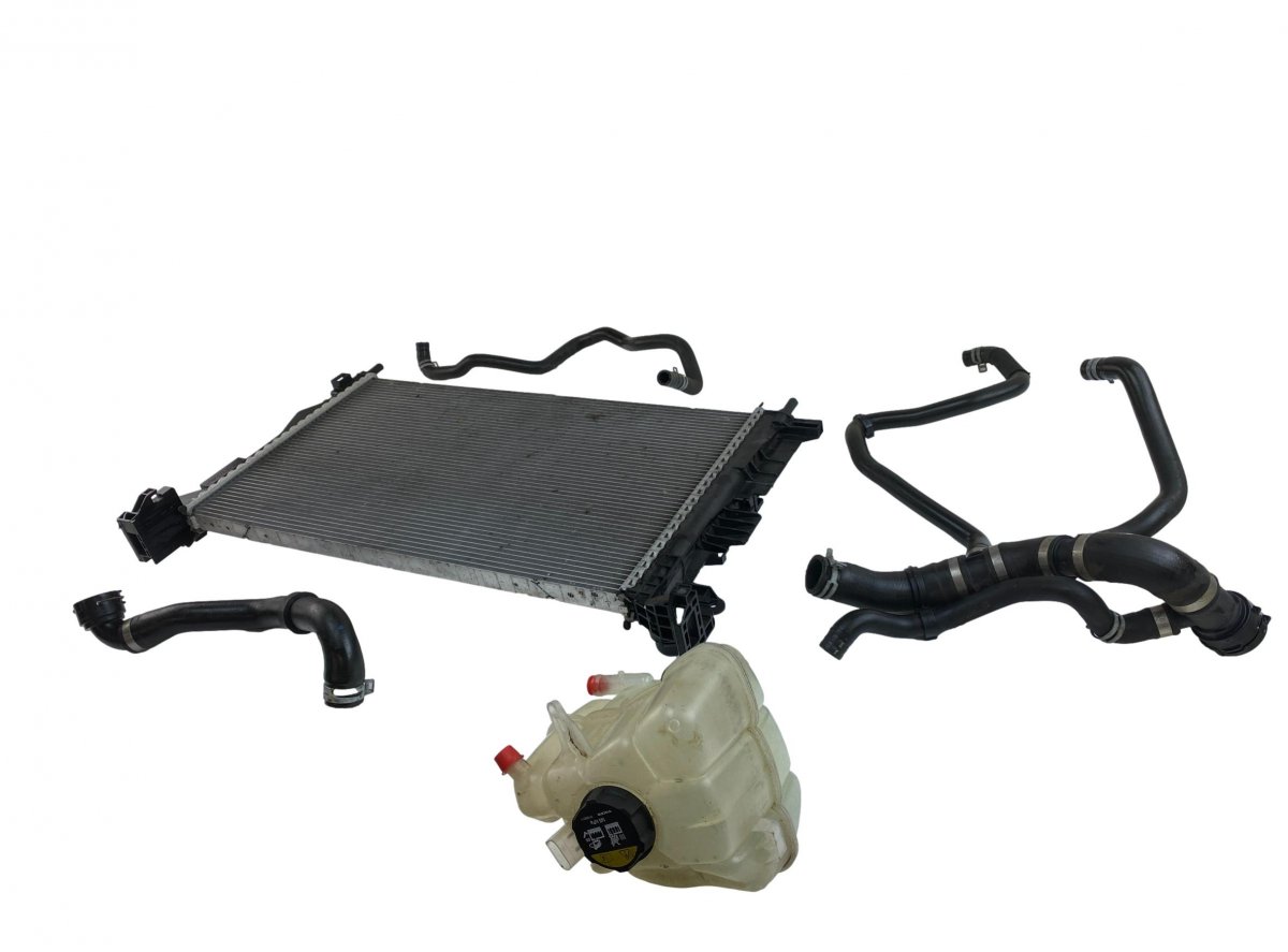 Volvo XC90 radiator 32224828 Radiator VOLVO XC90 II (2014-)

Part c...