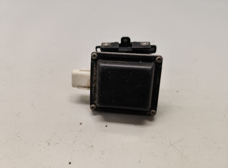 7R010014 BLIND SPOT radar  sensor JAGUAR XJ (X351) (2009-2019)